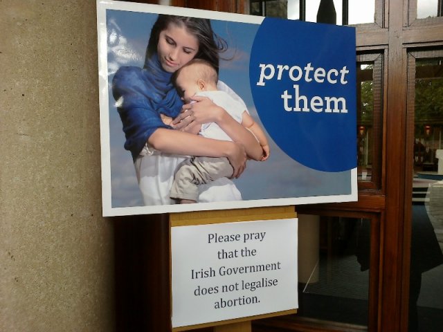 abortamnetjoom images phocagallery Ireland thumbs phoca thumb l 16062013987 - Христиане Ирландии отстаивают право детей на жизнь. Репортаж с места событий