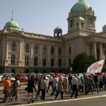 В центре Белграда прошел крестный ход за запрет абортов